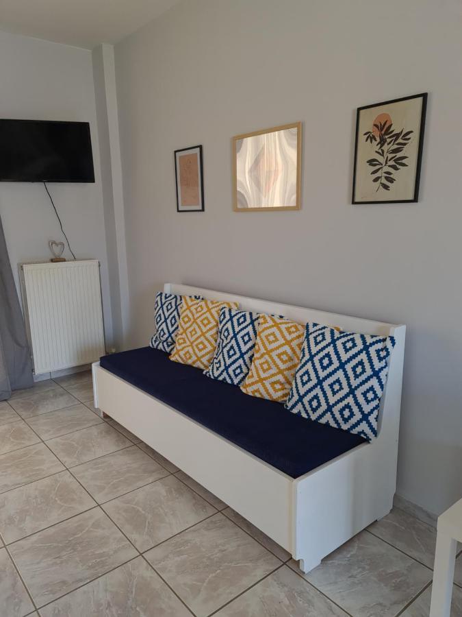 Seaside Apartment In Xilokastro - Selene By Booking Kottas Ксилокастро Экстерьер фото