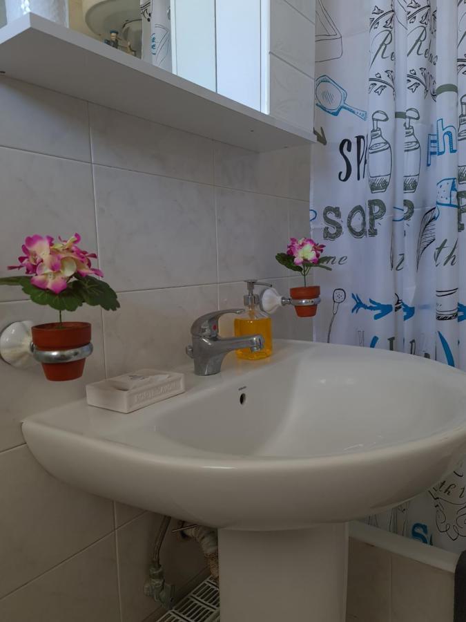 Seaside Apartment In Xilokastro - Selene By Booking Kottas Ксилокастро Экстерьер фото