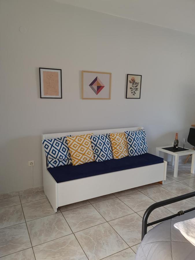 Seaside Apartment In Xilokastro - Selene By Booking Kottas Ксилокастро Экстерьер фото