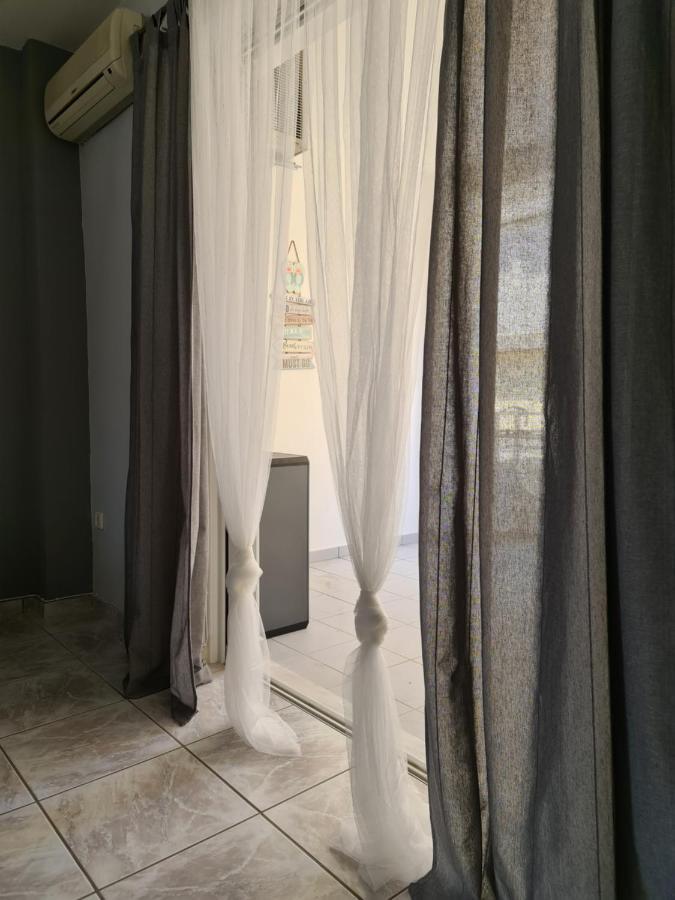 Seaside Apartment In Xilokastro - Selene By Booking Kottas Ксилокастро Экстерьер фото